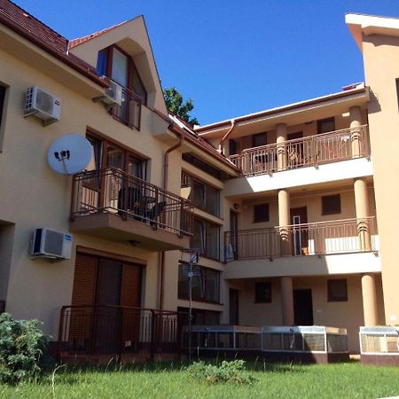 My Home Apartman Hajduszoboszlo Bagian luar foto