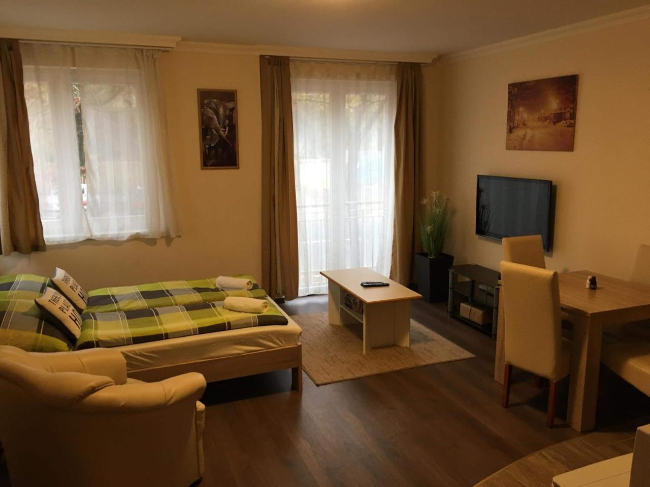 My Home Apartman Hajduszoboszlo Bagian luar foto