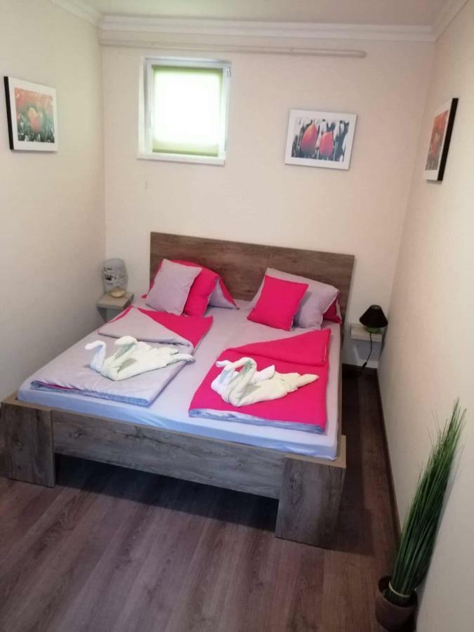 My Home Apartman Hajduszoboszlo Bagian luar foto